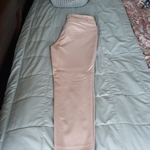 Ivanka Trump Pink Cropped Pants - Picture 3 of 3
